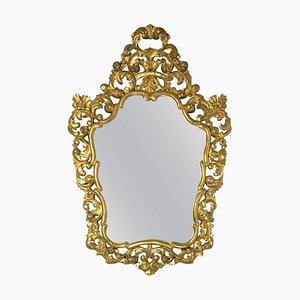 Espejo rectangular de madera dorada tallada del siglo XIX