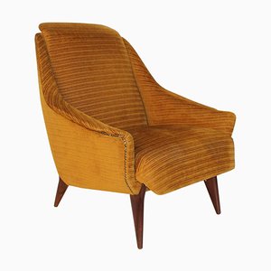 Armchair in the style of Isa
