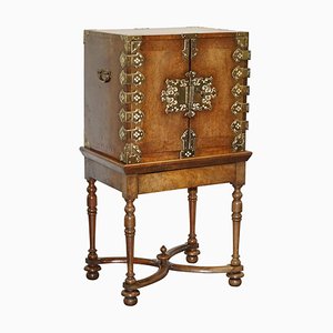 Portuguese Burr Walnut Cabinet on Stand, 1740s