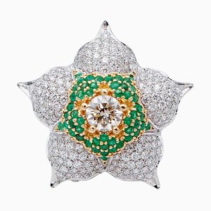 Blumenförmiger Ring aus 18 Karat Weiß- und Gelbgold mit Smaragden, Diamanten