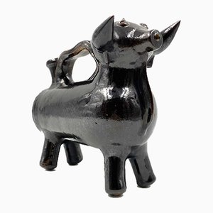 Escultura de jarra estilo mediterráneo en forma de toro, años 70