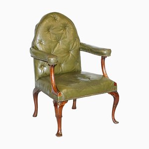 Butaca Chesterfield gótica irlandesa georgiana de cuero, década de 1800