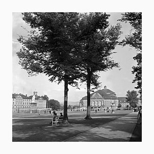 Plaza Friedrichsplatz en el centro de Kassel, Alemania, 1937, 2021