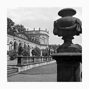 Vista del castello di Wilhelmshoehe a Kassel, Germania 1937, 2021