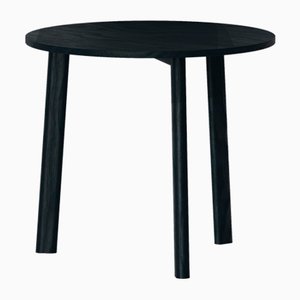 Galta Dreibein Tisch aus schwarzer Eiche von Kann Design
