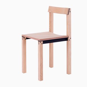 Silla Tal de fresno natural de Kann Design