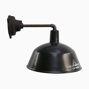 Industrielle Vintage Fabriklampe aus Gusseisen & schwarzer Emaille