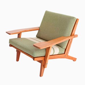 Poltrona GE 370 de Hans J. Wegner para Getama