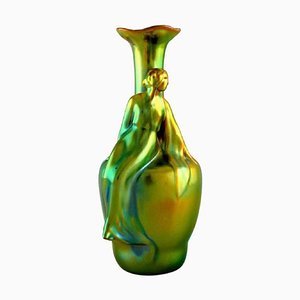 Jugendstil Zsolnay Vase aus glasierter Keramik mit Sitzender Frau