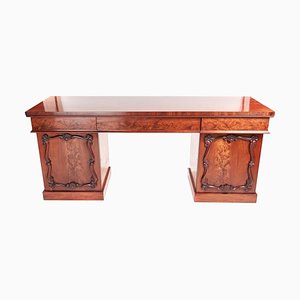 Credenza antica vittoriana in mogano intagliato