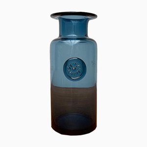 Vaso vintage in vetro blu con foca