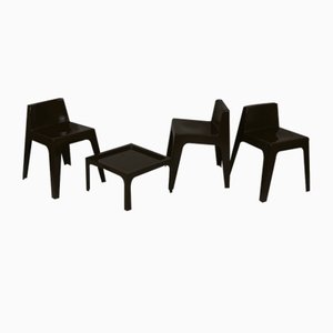 Fiberglas Stühle und Couchtisch aus Fiberglas, Frankreich, 1970er, 4er Set