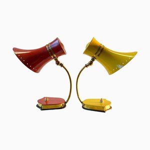 Italienische Tischlampen in Rot, Gelb & Messing von Stilnovo, 1960er, 2er Set