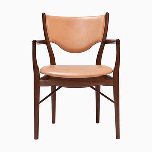 46 Stuhl aus Holz und Leder von Finn Juhl
