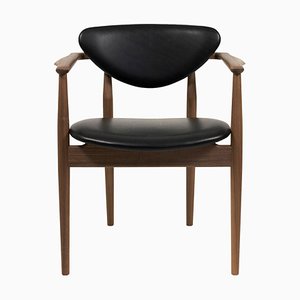 109 Chair in Wood and Black Leather by Finn Juhl