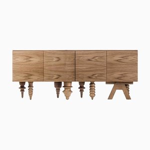 Mueble Multileg de nogal de Jaime Hayon para BD Barcelona Design