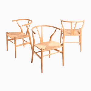 Wishbone Chairs in Patinated Oak by Hans Wegner for Carl Hansen & Søn, 1960s, Set of 4