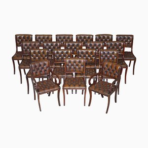 Vintage Chesterfield Esszimmerstühle aus braunem Leder, 18er Set