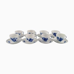 Blue Flower Geflochtene Kaffeetassen mit Untertassen von Royal Copenhagen, Mitte des 20. Jahrhunderts, 16er Set