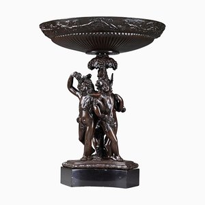 Portafrutta Napoleone III in bronzo con decorazione mitologica