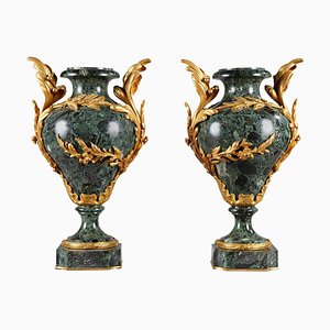 Jarrones de mármol y bronce dorado de finales del siglo XIX. Juego de 2