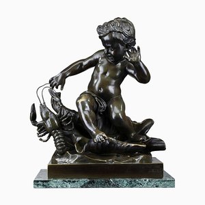 Sculpture en Bronze, Enfant Pincé par une Écrevisse dans le goût de Jean-Baptiste Pigalle