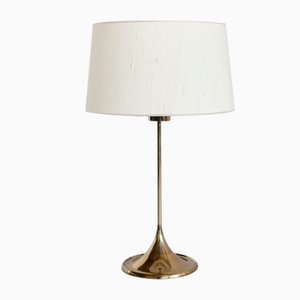 Lampada da tavolo B-024 in ottone con paralume in seta beige di Bergboms, Svezia, anni '60