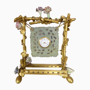 Kleine Uhr aus Jade und vergoldeter Bronze