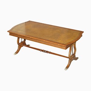 Mesa de centro vintage de madera dura y cuero marrón