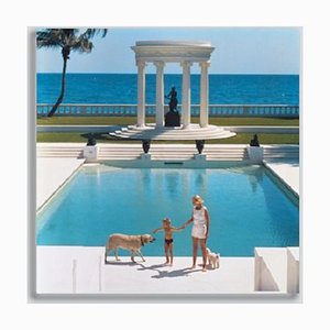 Slim Aarons, Pool at Villa Artemis, Palm Beach, Stampa su carta fotografica, Incorniciato