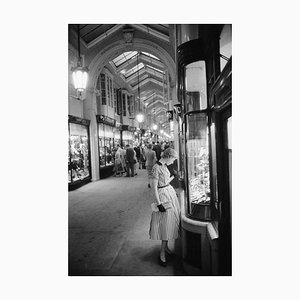 Slim Aarons, Burlington Arcade, impression numérique