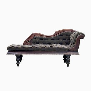 English Meridian 19th Century Chaise Lounge