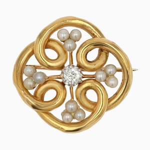French Art Nouveau Natural Pearl and Diamond18 Karat Yellow Gold Brooch