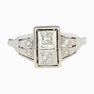 Art Deco French Diamond 18 Karat White Gold Platinum Ring, 1925