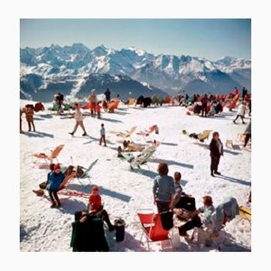 Slim Aarons, Verbier Vacation, Imprimé sur Papier, Encadré