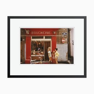 Slim Aarons, Saint-Tropez Butcher, Stampa su carta fotografica, Incorniciato