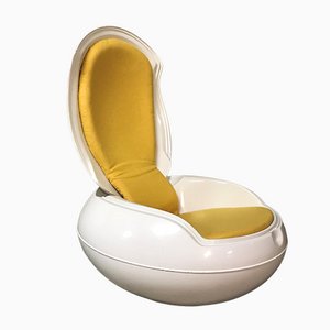 Form Life Collection Egg Seat by Peter Ghyczy, 1970