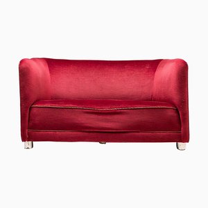 Rotes Samtsofa von Ole Wanners