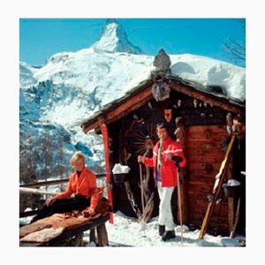 Slim Aarons, Chalet Costi, Druck auf Fotopapier, gerahmt