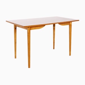 Table de Salle à Manger