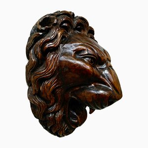 Cabeza de león victoriana grande tallada a mano