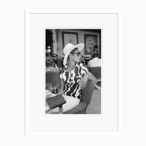 Slim Aarons, Palm Bay Club, Impresión en papel fotográfico, Enmarcado
