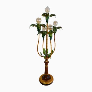 Stehlampe aus farbigem Metall in Palmen mit Holzfuß, Italien, 1970er