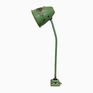 Industrielle grüne Tischlampe, 1960er