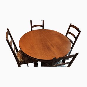 Runder Louis XIII Tisch