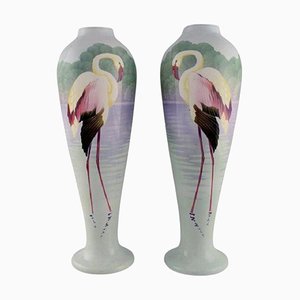 Große Fayence Vasen mit handbemalten Flamingos, 1930er, 2er Set