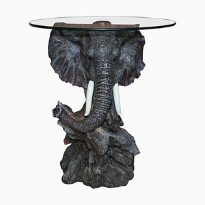 Lámpara de mesa con cabeza de elefante pintada a mano