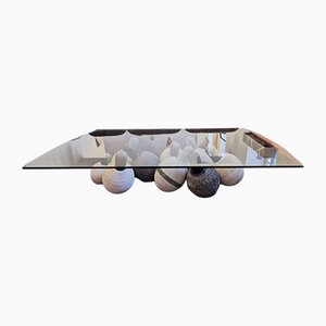 Tavolino da caffè con base in marmo bianco e vetro sagomato di Giulio Lazzotti, 1990
