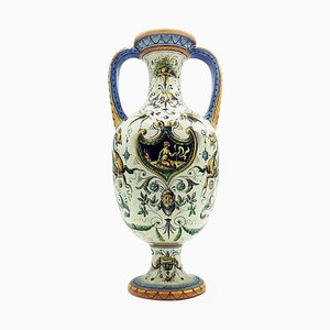 Vaso in ceramica dipinta con motivo raffaellesco, Italia, anni '60