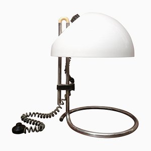 Weiße 4026 Tischlampe aus Acrylglas & Chrom von Carlo Santi für Kartell Design, 1970er